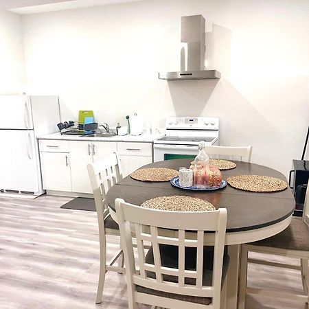 Scarborough New 2-Bedroom Basement Toronto Luaran gambar